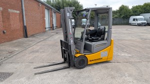 Robson Kay - Auction Date: 2026-08-18 - Category: Electric 3 wheel counterbalance trucks